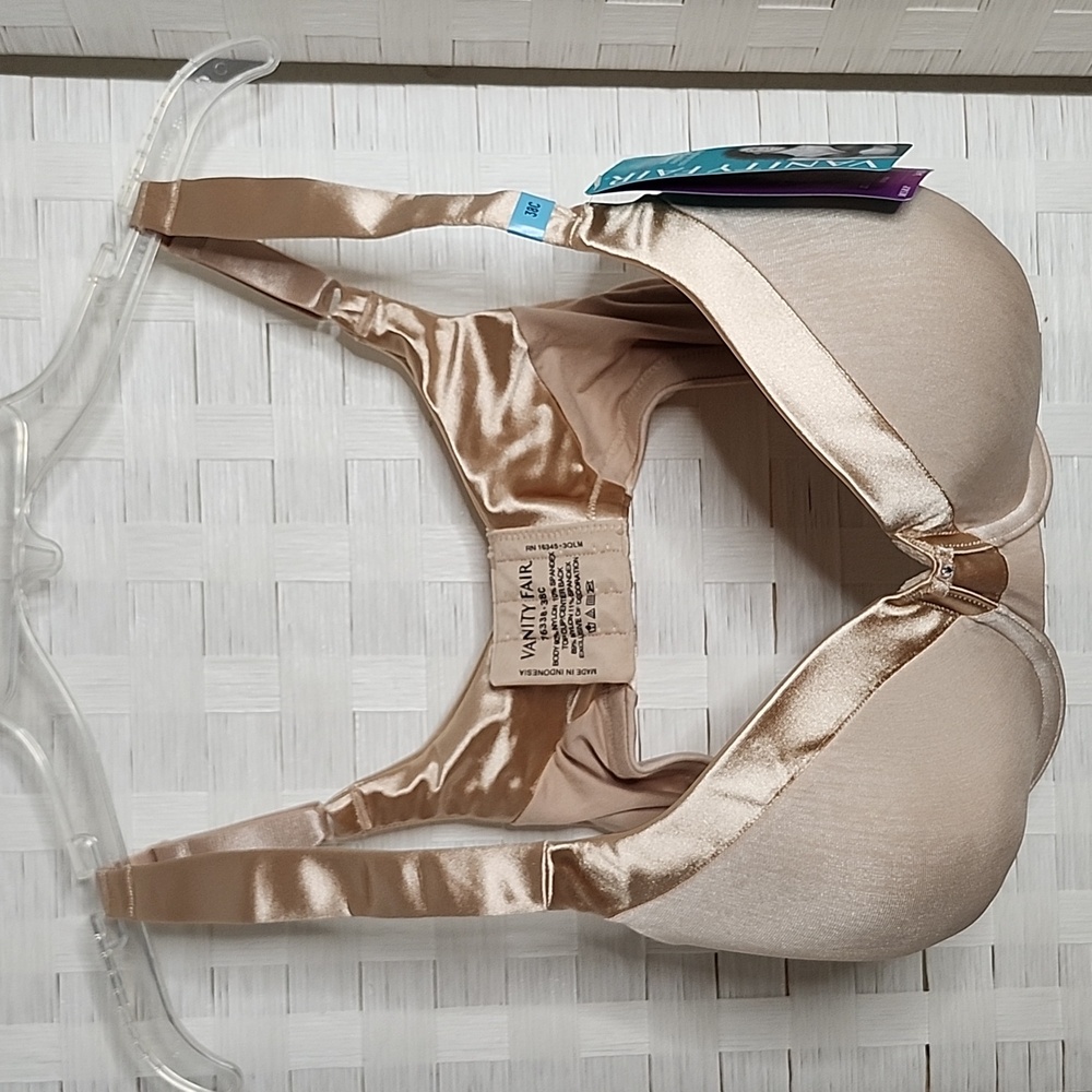 👉*NWT* VANITY FAIR ILLUMINATION BRA 38C ~ROSE BEIGE ~SATIN DETAIL ~SIDE SUPPORT